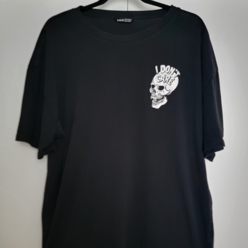 Shein Skull T-Shirt Sz Medium - Picture 2 of 3